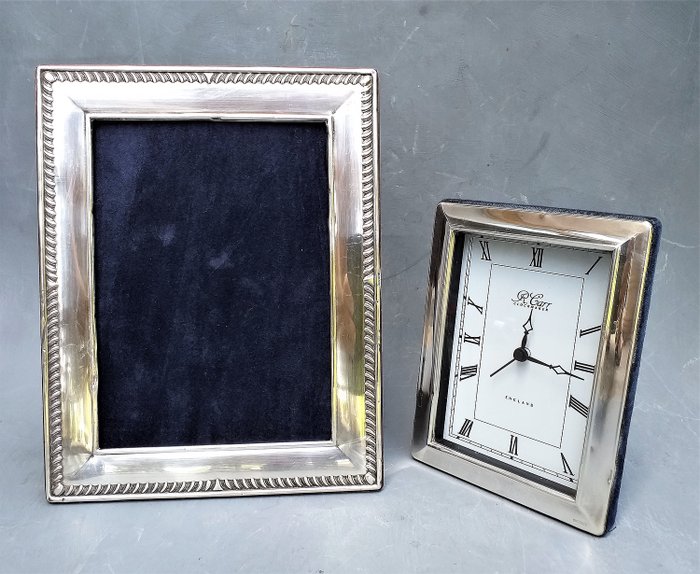 Picture frame, Clock in silver frame (2) - .925 silver - U.K. - Late 20th century