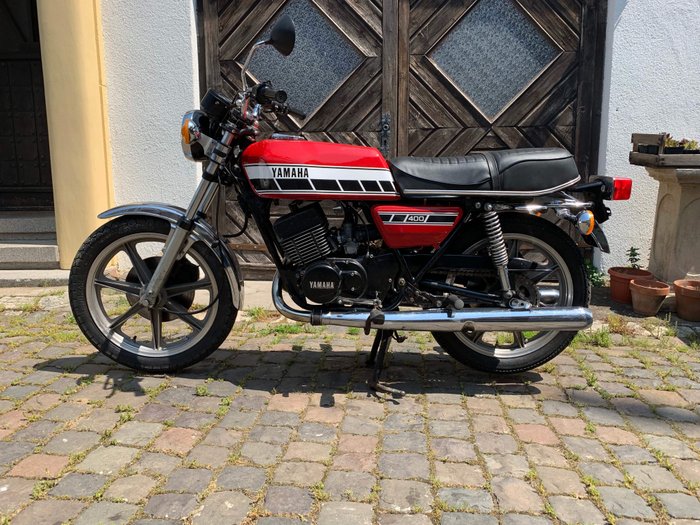 Yamaha - RD 400 - 1976