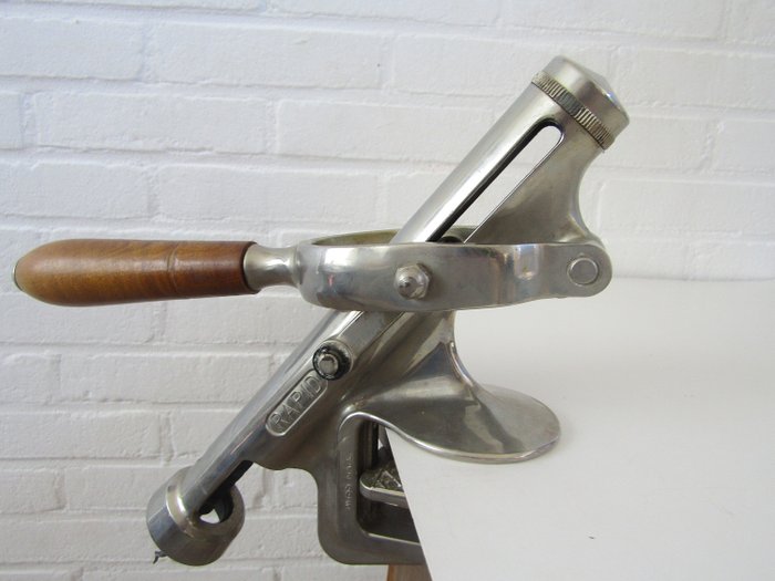 Rapid Swiss Made - corkscrew - Metal industrial corkscrew