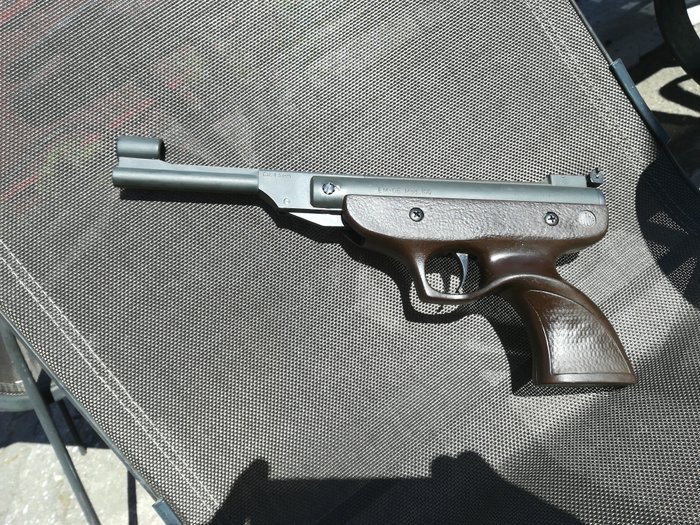 Tyskland - Em-Ge - Mod. 100  - Wiatrówka  - Pistol - 4.5 Pellet Cal