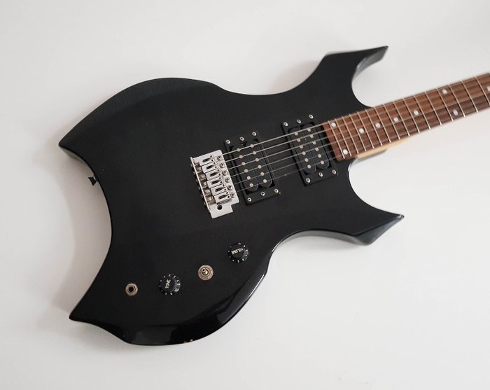 Stagg - X 300 First Run - Metal - Elektromos gitár