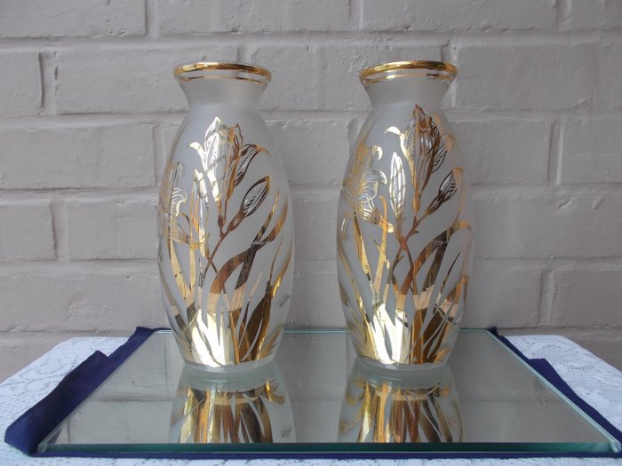 2件古董，装饰艺术花瓶，1930年法国，签署梅尼尔 (2) - 缎面玻璃