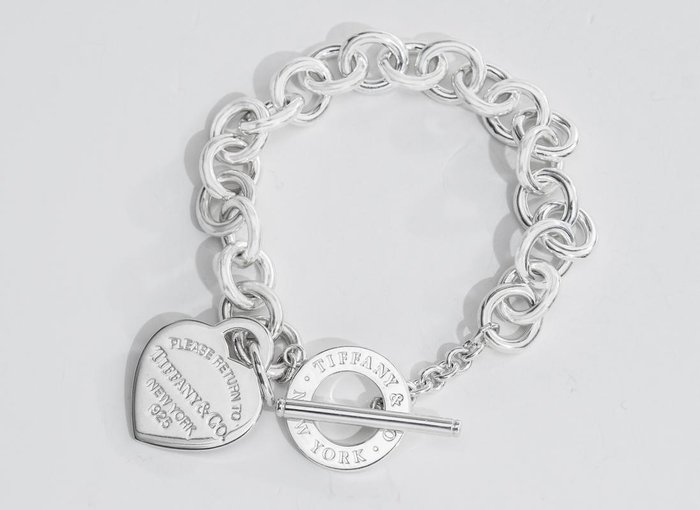 tiffany and co silver bracelet with heart