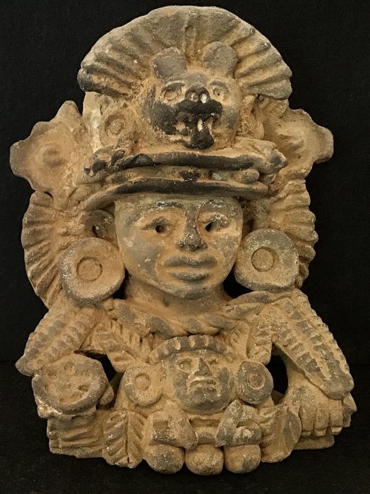 Pottery - Figural urn - Zapotec - Mexico 