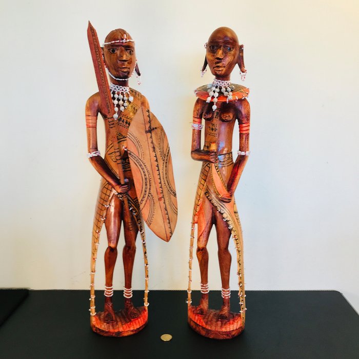 Grandes estatuas africanas de guerreros y mujeres - tallas - África - Ghana - Madera, Vidrio
