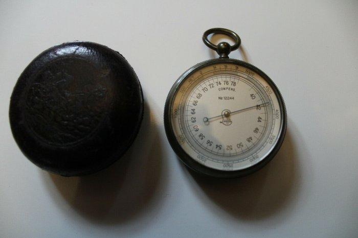 Compens Altes Lufft, altimeter, barometer, altimeter - silvered brass