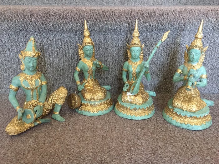 Buddhalainen jumalatar + Prinssi / Jumala Muusikot / Firgures Thepanom (4) - Patinoitu pronssi, Pronssi - God, Goddess - Thaimaa - 1900-luvun loppu