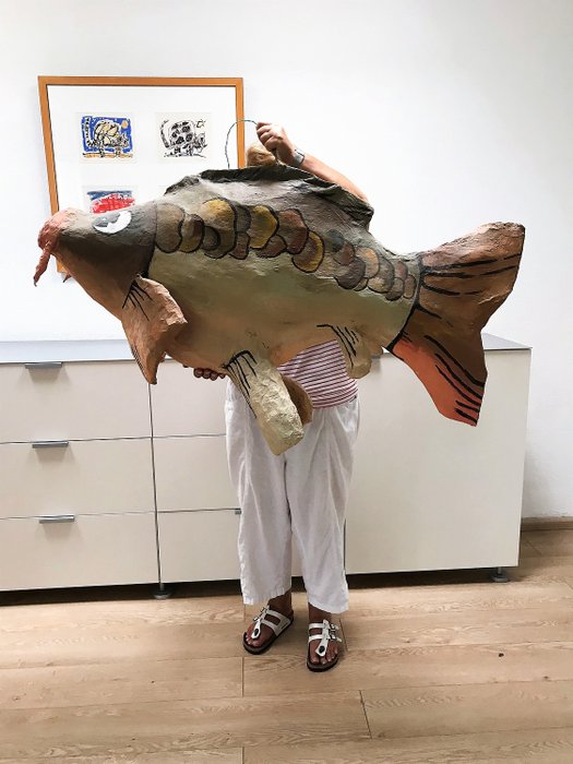 Mycket stor dekorativ fisk. 115 cm. - Papier-maché