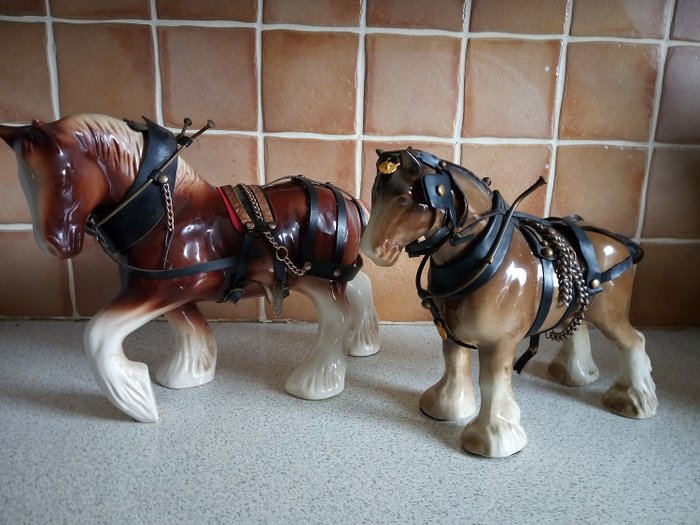 Shire Horse (2) - Porcelana
