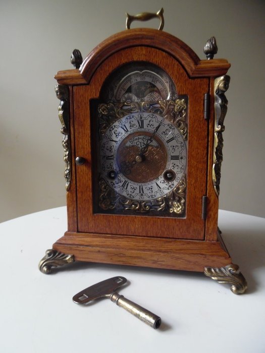 Tempus Fugit table clock - Wood, Oak - 1960