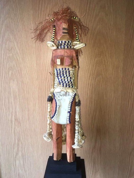 fertility doll – Wood beads skin and vertebrae – ikoku – turkana – Tanzania