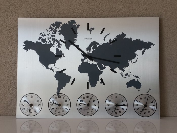 Karlsson - World clock