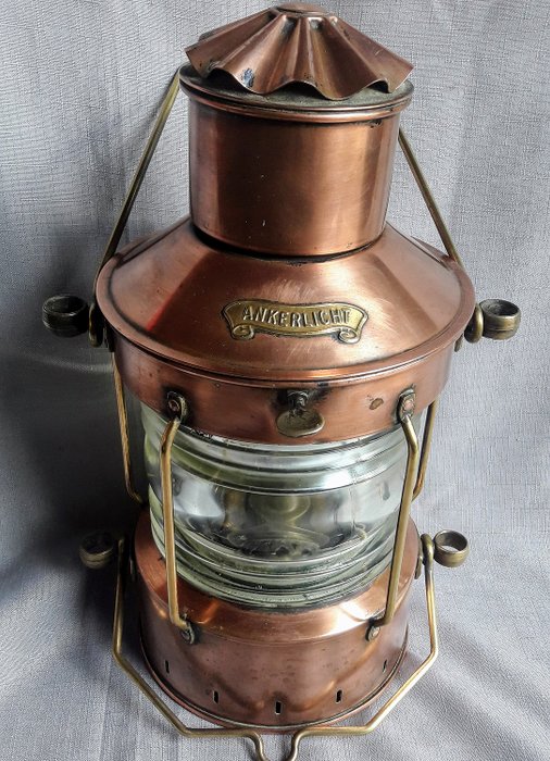 Ship lamp / anchor light - Brass, Copper, Glass - First half 20th century
