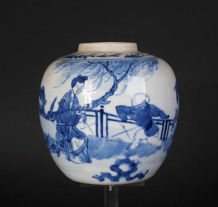 Antikes chinesisches Porzellan und Deckelglas mit Zeichen (1) - Blau und weiß - Porzellan - China - 19. Jahrhundert