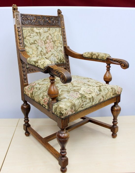 Antique armrest chair with Gobelin upholstery - Baroque - Wood- Oak - Second half 19th century