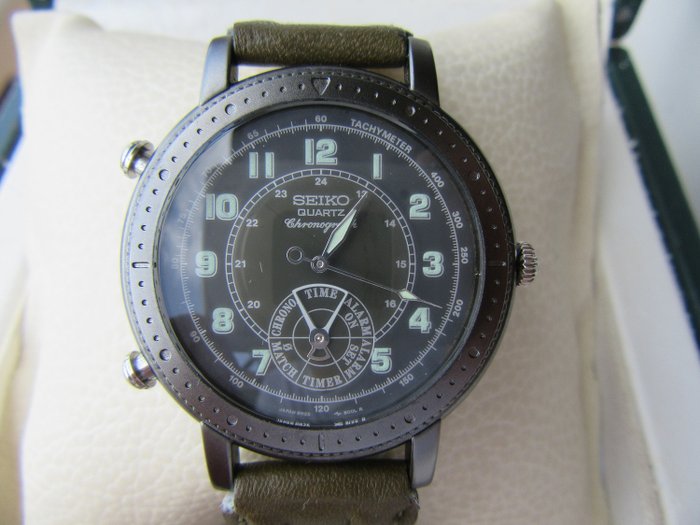 Seiko - SEIKO QUARTZ Discovery Alarm Chronograph Vintage Watch 1992 NOS - Ref. 6M25-8010 R1 - Hombre - 1990-1999