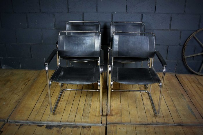 Mart Stam - Thonet - konzol székek (4) - S34