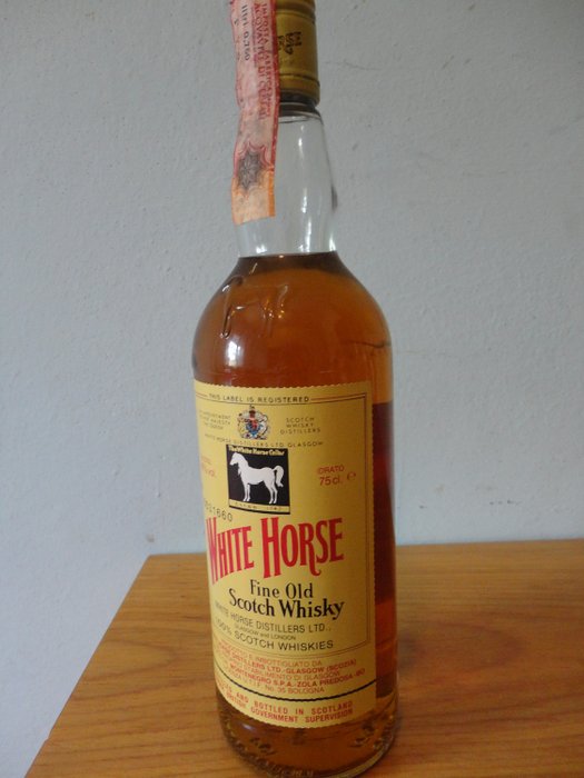 White Horse Fine Old Scotch Whisky - b. Jaren 1980 - 75cl