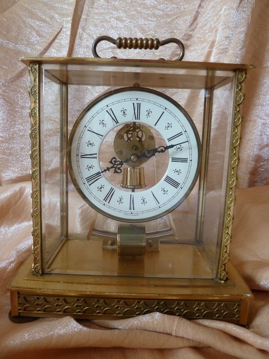 Electromagnetic Table Clock - Kundo - Brass - Late 20th century