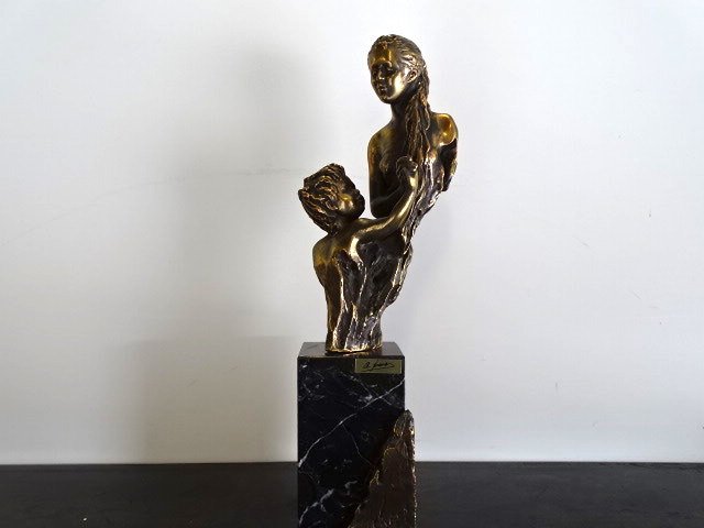 A. Paiz - Skulptur