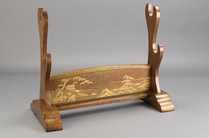Katana Kake (1) - Gold, Holz, Lack - Fine katana kake with maki-e design of landscape - Japan - Meiji Periode (1868-1912)