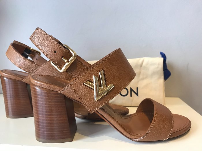 Louis Vuitton - Sandalo Horizon Sandals 