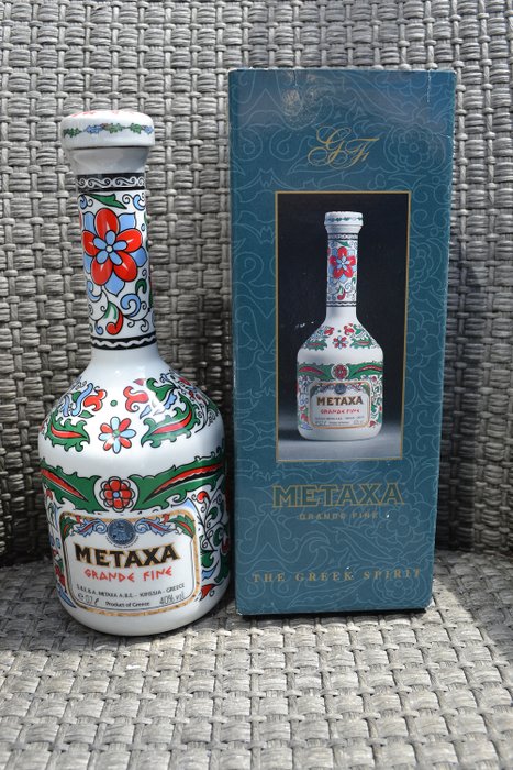 Metaxa - Grande Fine - Porcelain decanter - b. 1980s, 1990s - 0.7 Ltr