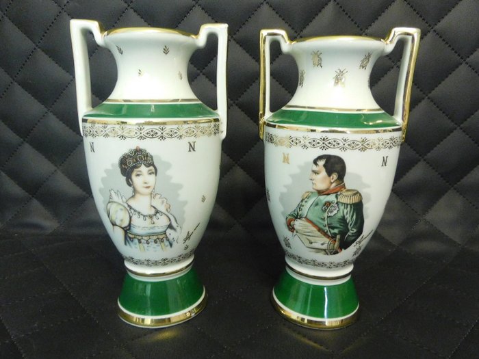  Potier Deshouilleres - Foecy - To håndtak vaser Portretter av Napoleon og Josephine - Porselen
