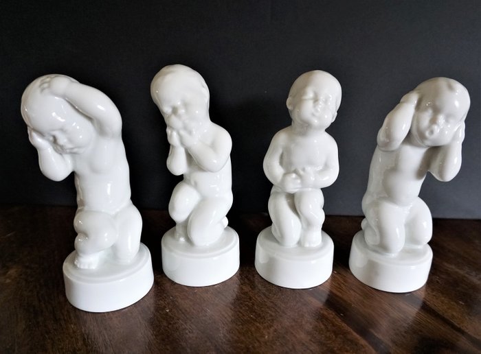 Svend Lindhart - Bing & Grondahl - Figurine(s) (4) - Porcelain