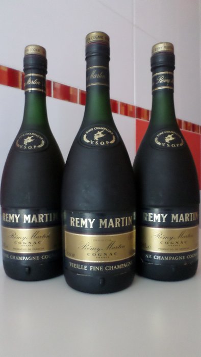 Rémy Martin - VSOP Vielle Fine Champagne Cognac - b. 1980s - 70cl - 3 bottles