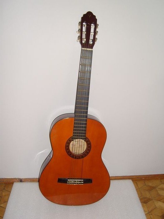 Valencia - Acélhúros gitár, Klasszikus gitár - Spanyolország - 1972