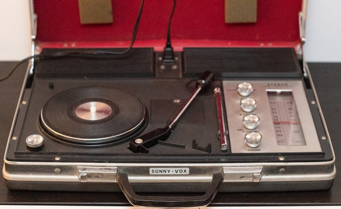 SunnyVox - Case - Record player 33/45/78 RPM and Radio