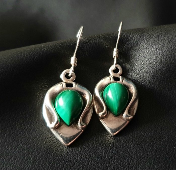 Silver - Vintage Navajo silver earrings with malachite - Catawiki