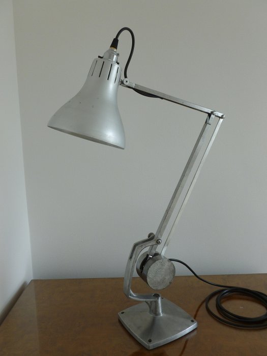 Hadrill & Horstman - Asztali lámpa - Simplus