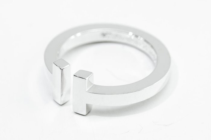 tiffany and co t square ring