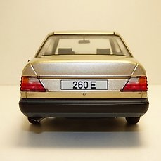 Mercedes-Benz 260 E W124 Limousine gold metallic 1:18 MCG diecast 