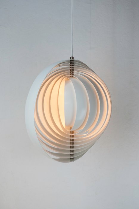 Verner Panton - Louis Poulsen - Lámpák, Mennyezeti lámpa (1) - metal pendant moon
