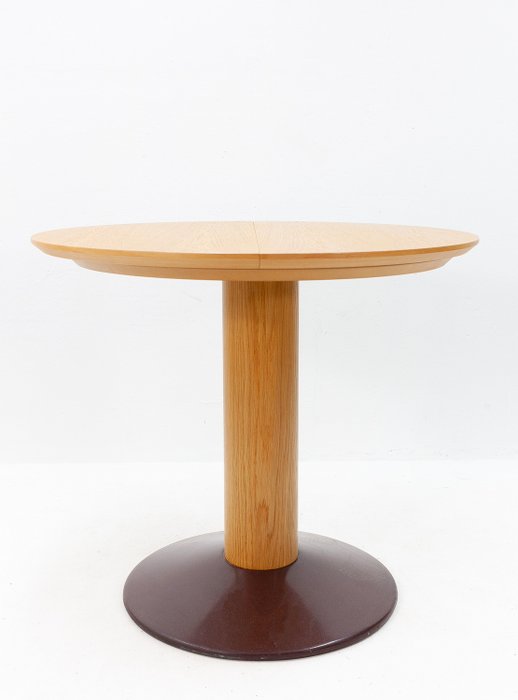 Arnold Merckx Arco Dining Table, Arnold Round Table