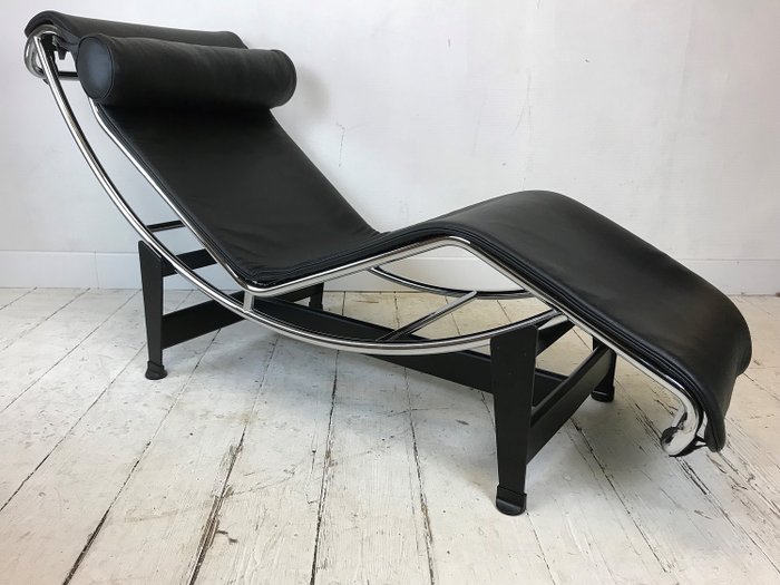 Le Corbusier - Cassina - Lounge Chair - LC4