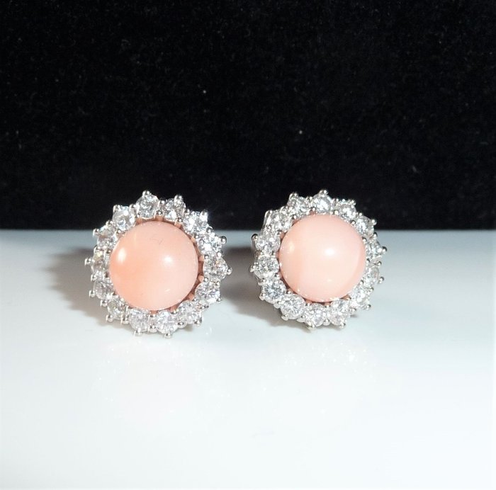 18 carats Or blanc - Boucles d'Oreilles Diamant - Corail Rose Pelle d'Angelo environ 1,4 ct. diamants