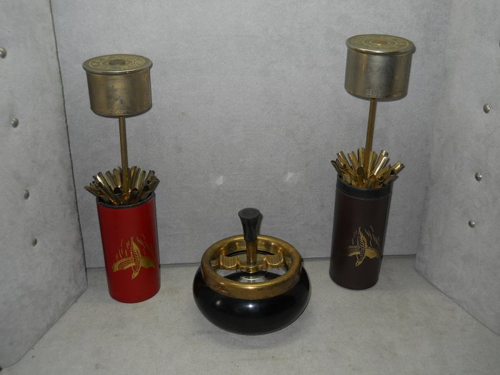 Erhard and Söhne - Schleuderascher - Original designer roulette ashtray + 2 cigarette distributors (3) - Art Deco - Brass, Steel (stainless)