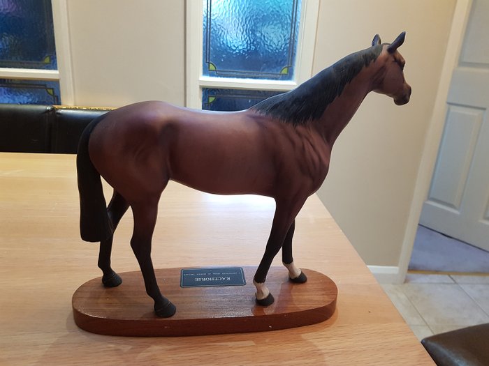 Beswick - Cavalo de corrida - modelo de Connisseur - Porcelana