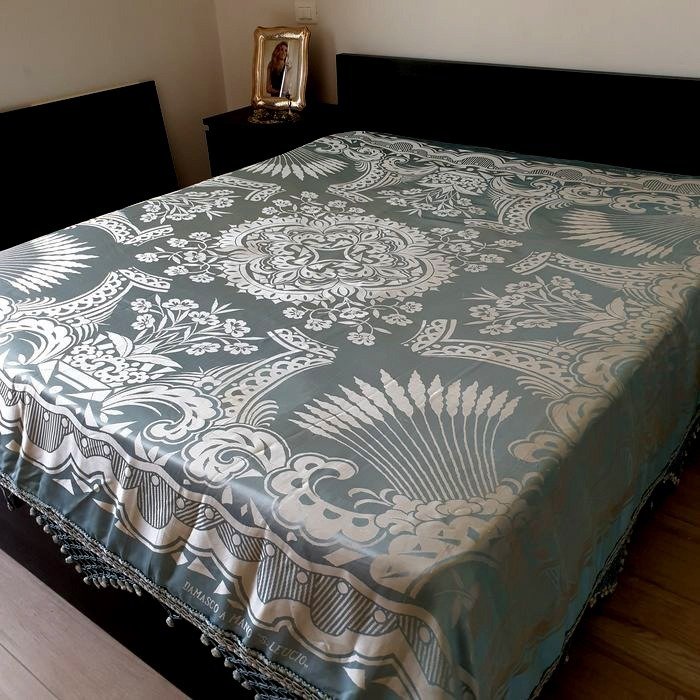 San Leucio。意大利。珍貴雙層絲綢床罩。 - 文藝復興風格 - 100％原裝San Leucio絲綢。