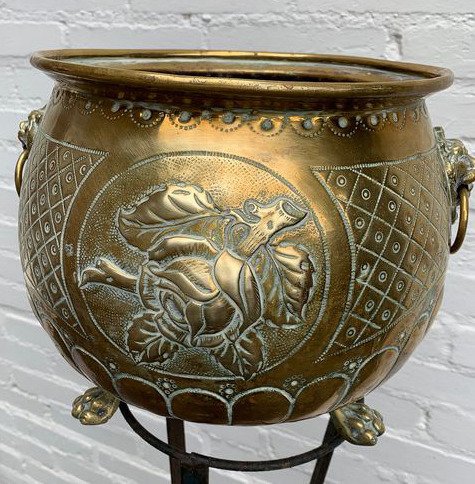 Large copper flowerpot on legs with lion heads, the Netherlands, 1950s - Copper
