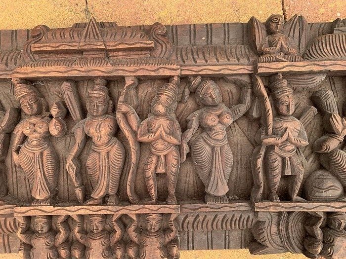 Große indische Holzschnitzerei von fast 1 Meter - Holz - Indien - 2. Hälfte des 20. Jahrhunderts
