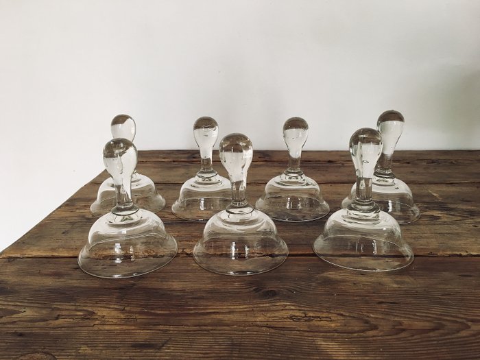 Seven beautiful antique 19th century Spanish wine glasses without a foot, rare model. (7) - Glass