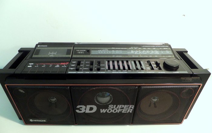 Hitachi   - TRK-7620E - Grabadora de cassette de radio estéreo - 3D Super Woofer boombox.