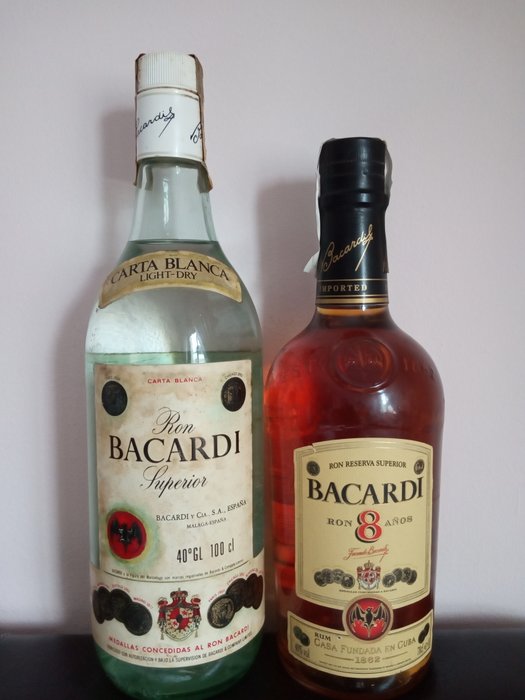 Bacardi - Carta Blanca Superior & Reserva Superior 8 años - b. década de 1980, década de 1990 - 1.0 Litro, 70cl - 2 garrafas