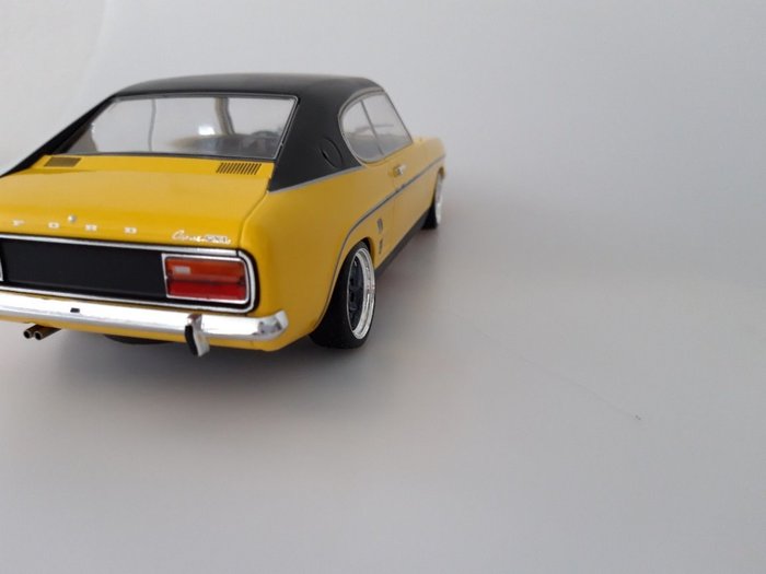 gelb/schwarz 1973-1:18 MCG Ford Capri MKI 2000 GXL #18085