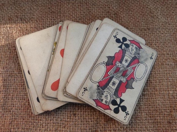 Vintage Playing Card Deck 32 Cards Piquet French style  - Paper and card